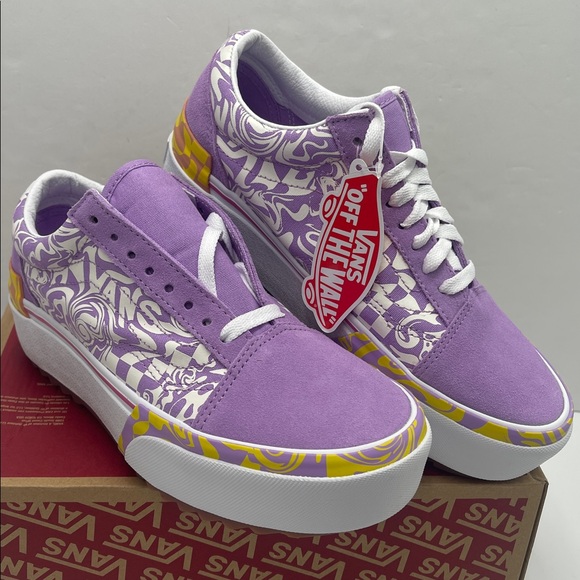 Vans WMNS Old Skool Stacked
Wavy Daze Sheer Lilac
VN0A4U15BD9 Platform Sneakers - Picture 6 of 16